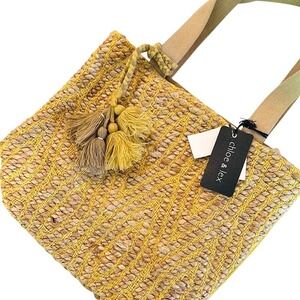 Chloe & Lex Tote Bag Women's‎ Large Yellow Woven Straw Tassel Boho Beach Coastal